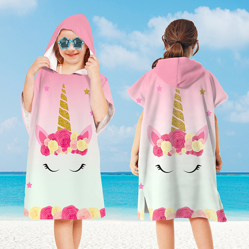 Albornoz con estampado de dibu - Hooded Bath Towel reseña y precio